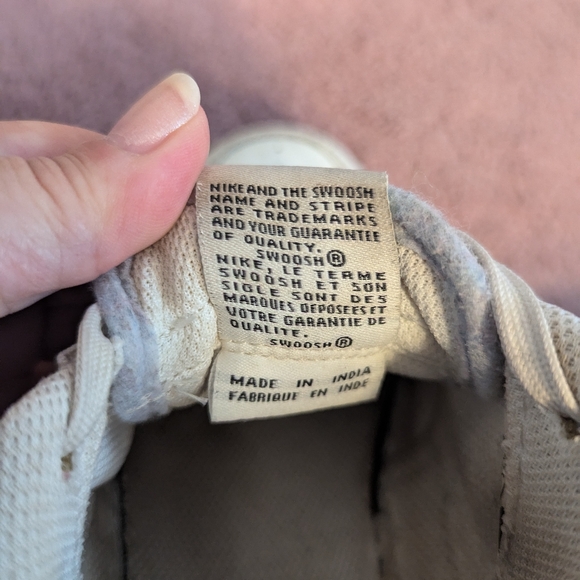 Nike Air Force 1 Low '07 LV8 82 Double Swoosh - Picture 5 of 10